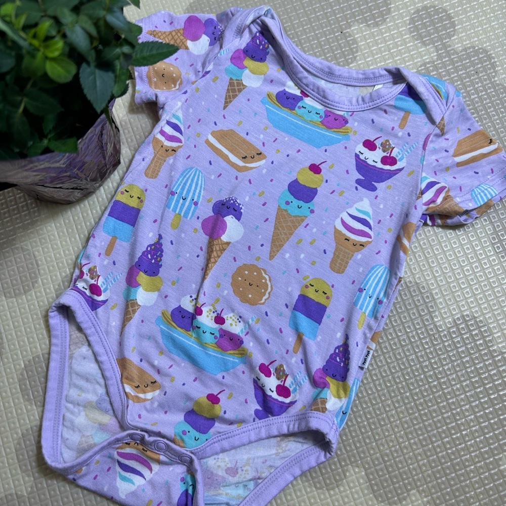 👶💜🌸 Little Sleepies Purple Ice Cream Bodysuit 6-12 M-Shop Kindness